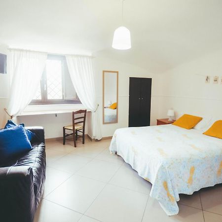 Hotel Dimora Santo Stefano Pompeya Habitación foto